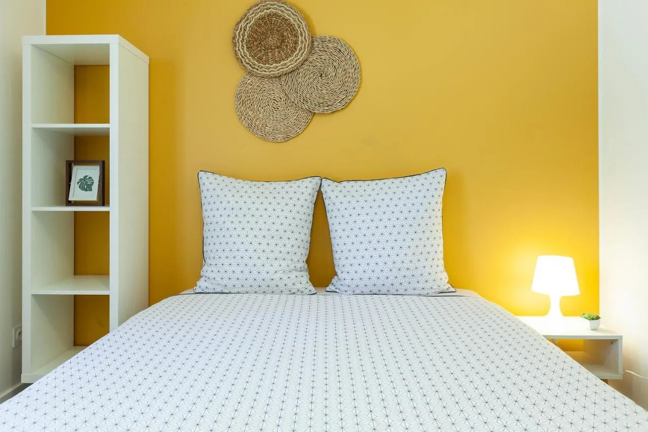 Appartement Familial Proche Centre - Terrasse & Parking Prive Gratuit Avignon